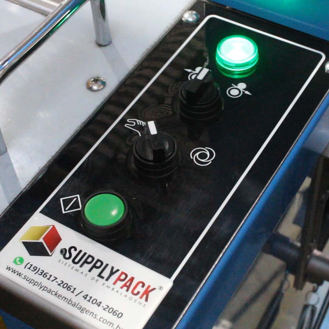 Painel de controle da arqueadora DBA-6000