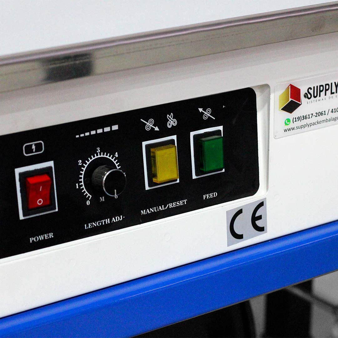 Detalhe do painel de controle da STP-202